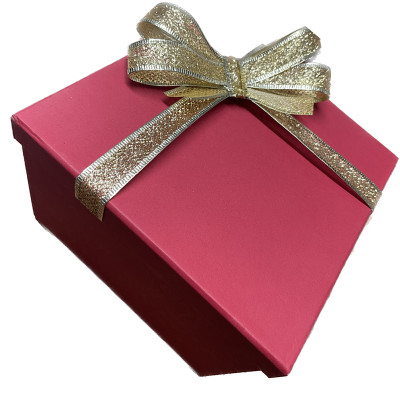 Κόκκινο κουτί τέλειο για συσκευασία δώρων 20x20x14,5εκ